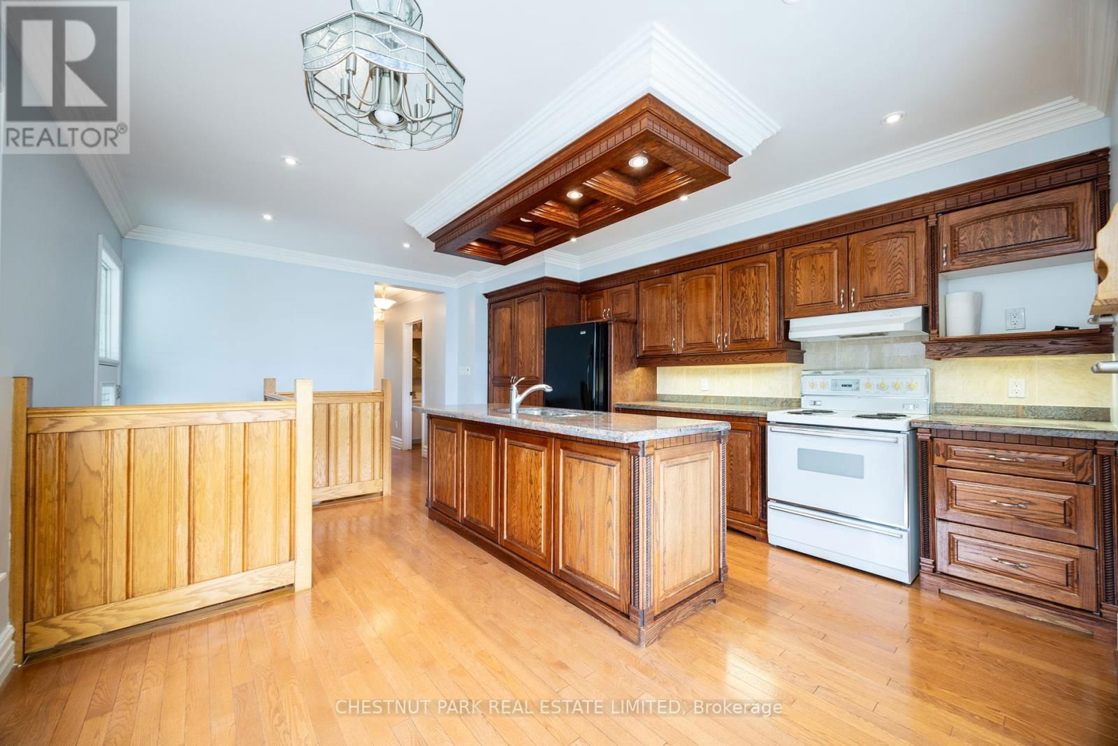 127 RANDOLPH ROAD Image 27