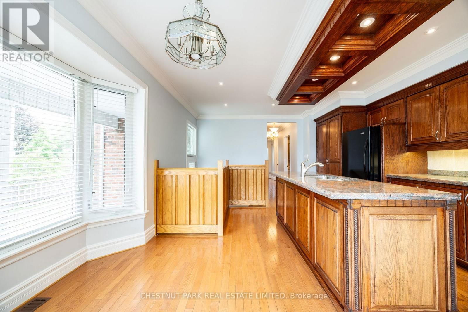 127 RANDOLPH ROAD Image 28