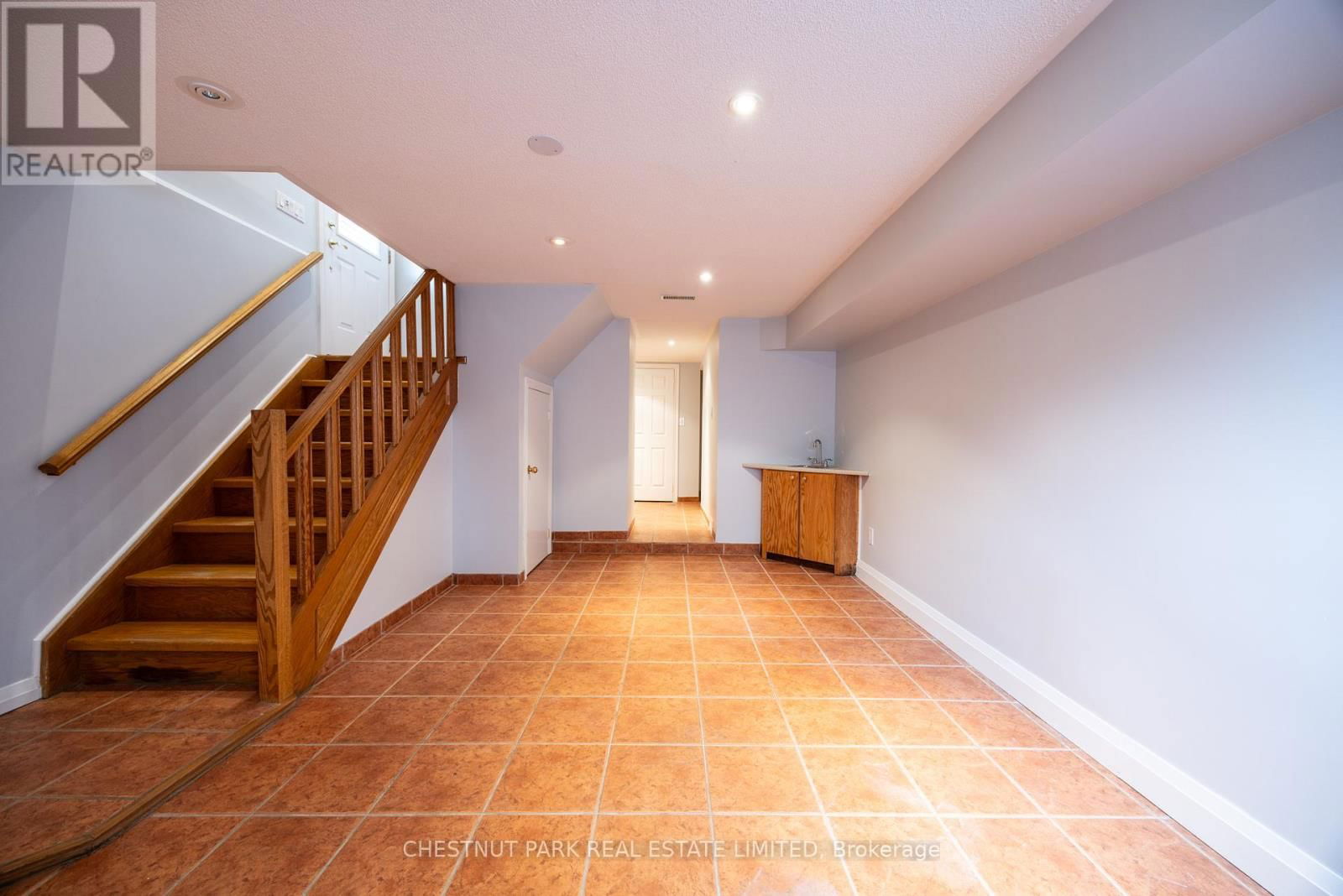 127 RANDOLPH ROAD Image 36