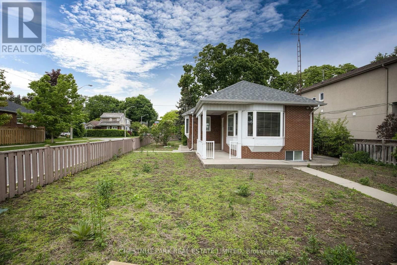 127 RANDOLPH ROAD Image 44
