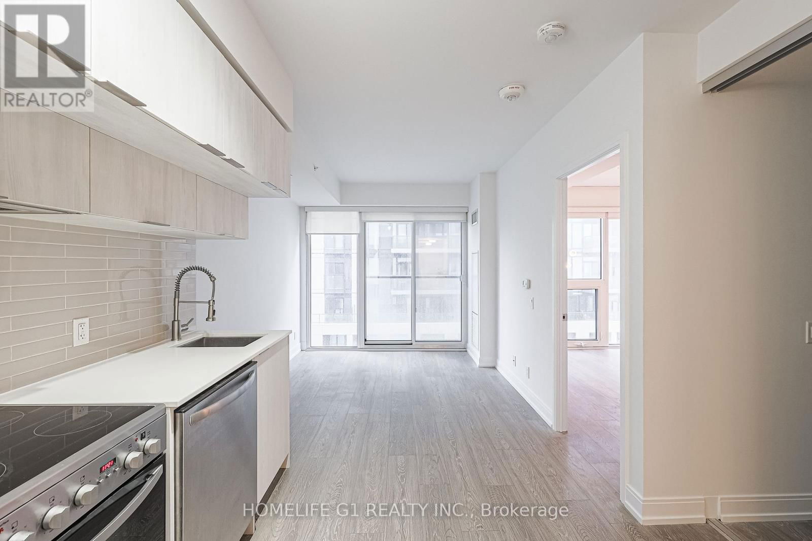 1001 - 181 DUNDAS STREET Image 11