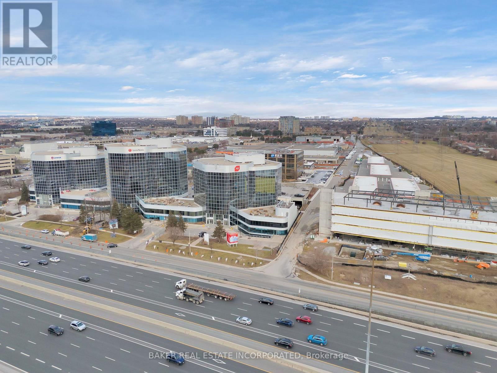 605/606 - 105 GORDON BAKER ROAD Image 3