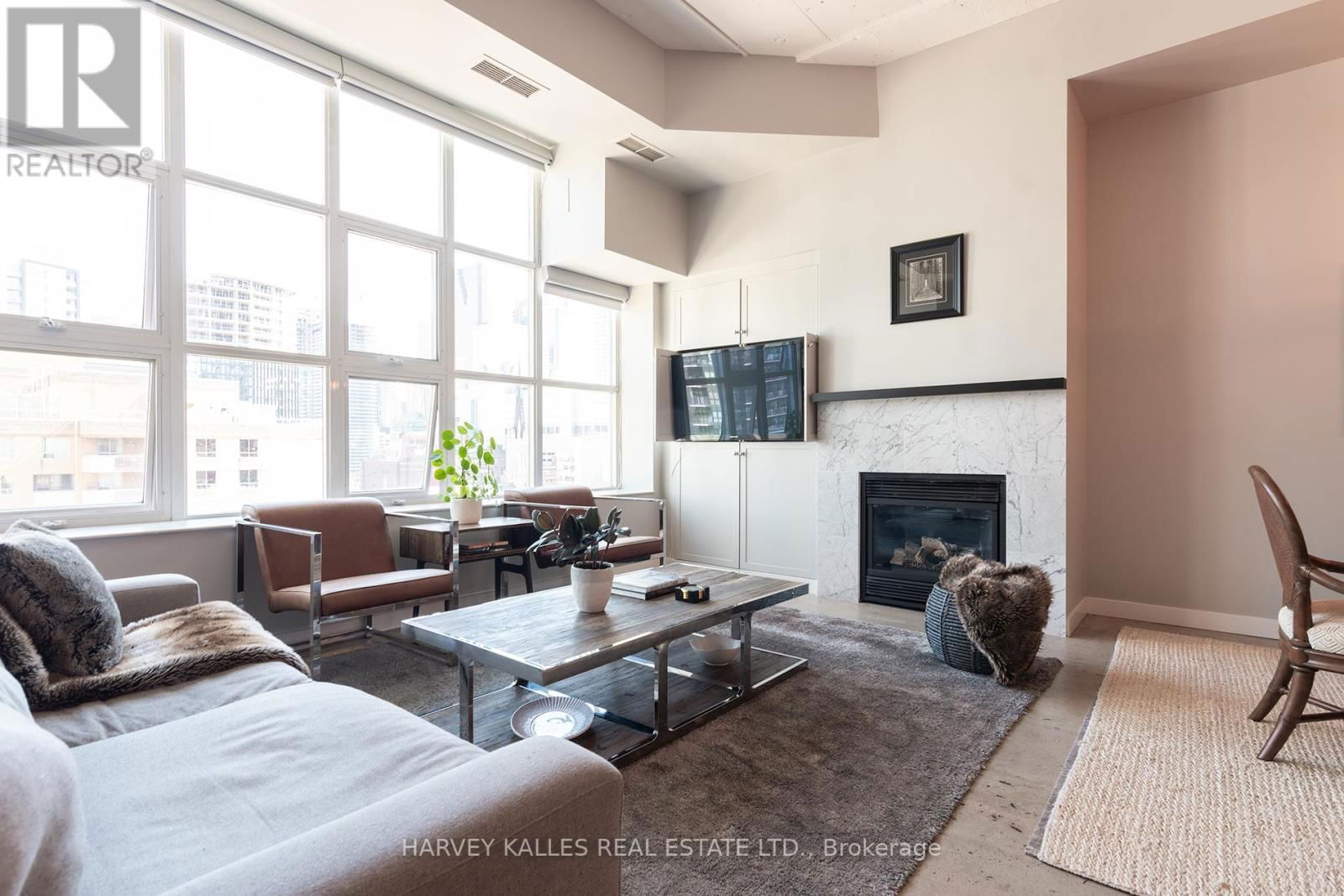 953 - 155 DALHOUSIE STREET Image 7