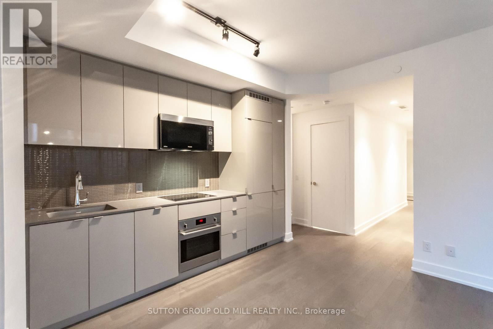 501/601 - 7 GRENVILLE STREET Image 7