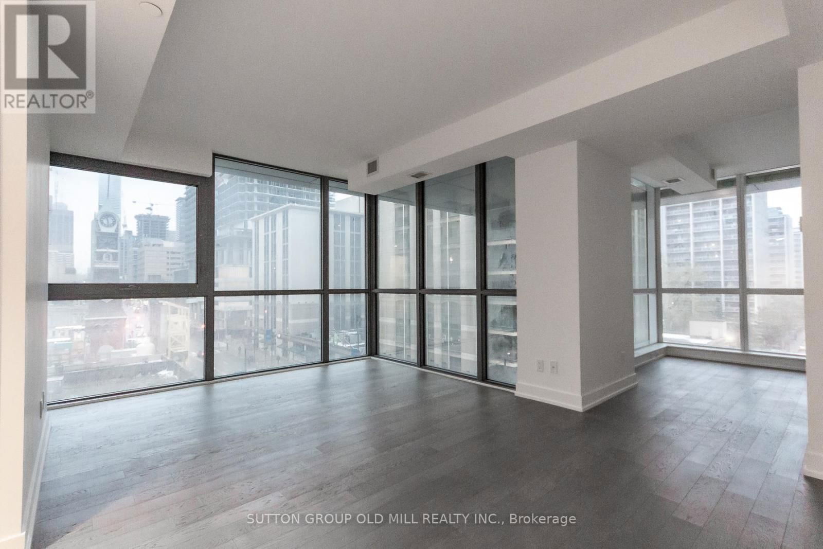 501/601 - 7 GRENVILLE STREET Image 8