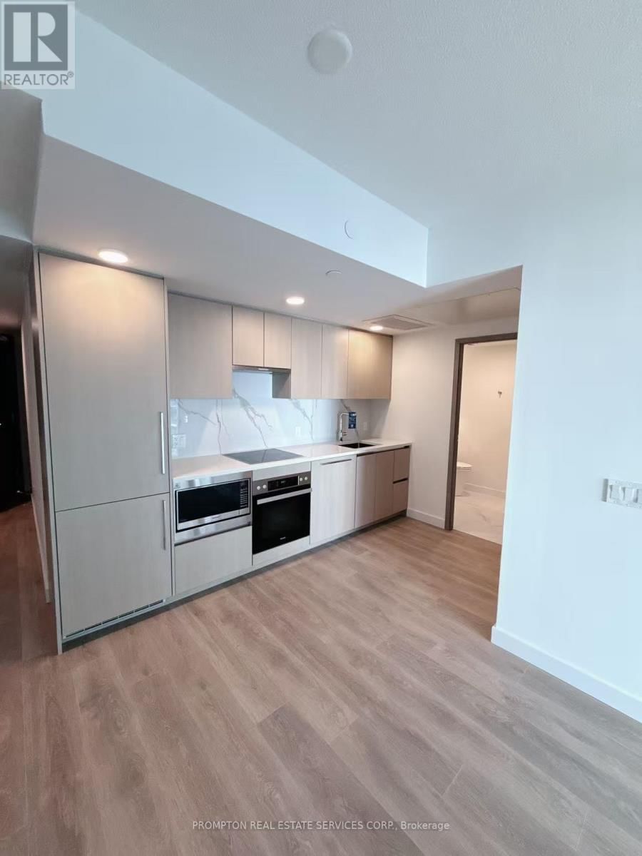 2208 - 3 CONCORD CITYPLACE WAY Image 4