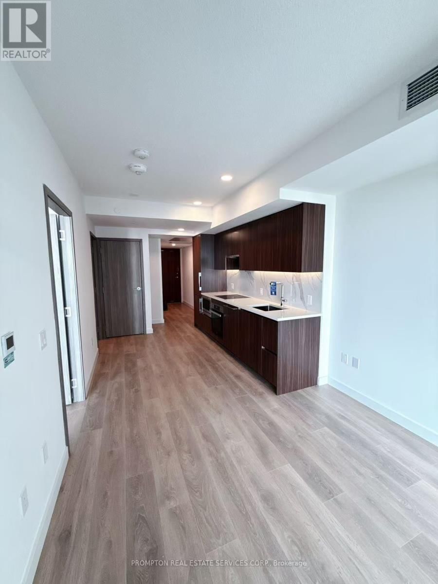 2307 - 3 CONCORD CITYPLACE WAY Image 21