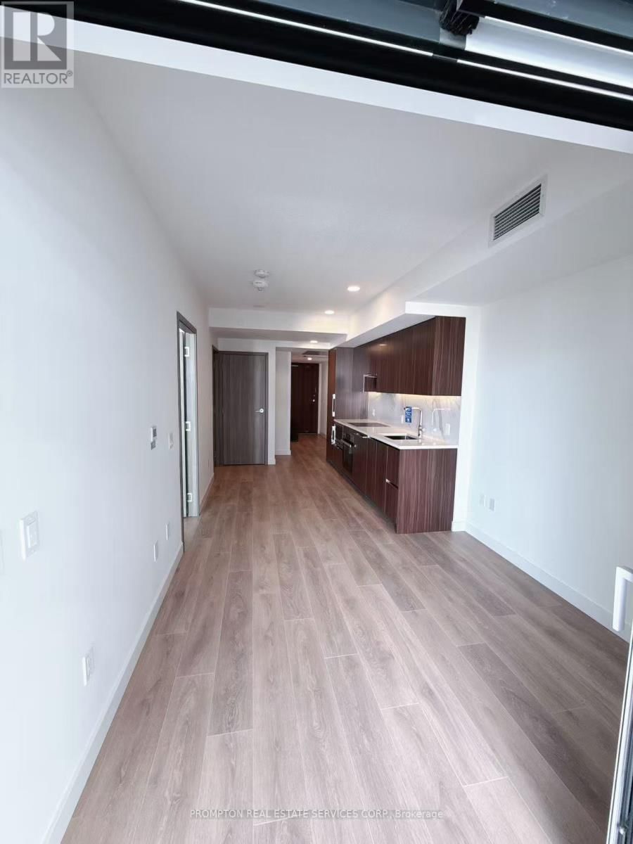 2307 - 3 CONCORD CITYPLACE WAY Image 22