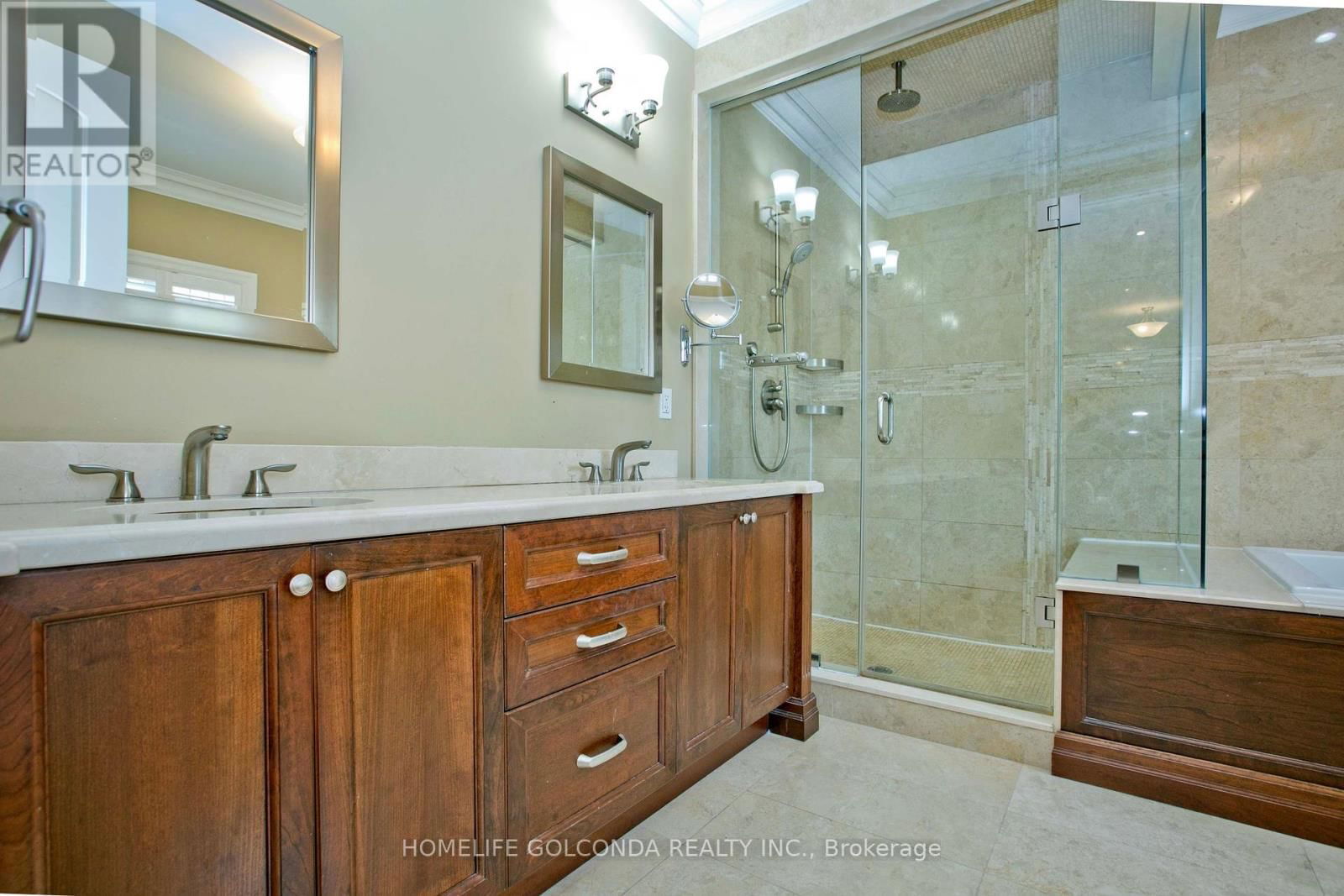 394 CONNAUGHT AVENUE Image 21