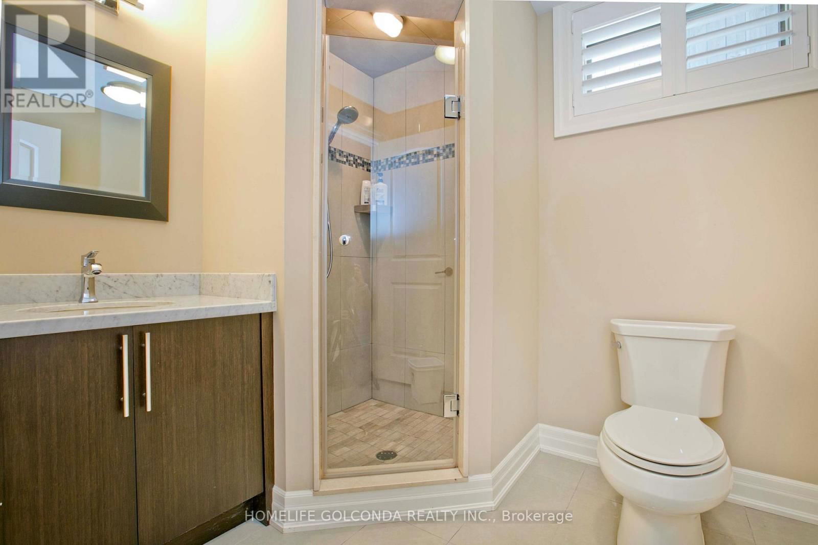 394 CONNAUGHT AVENUE Image 36