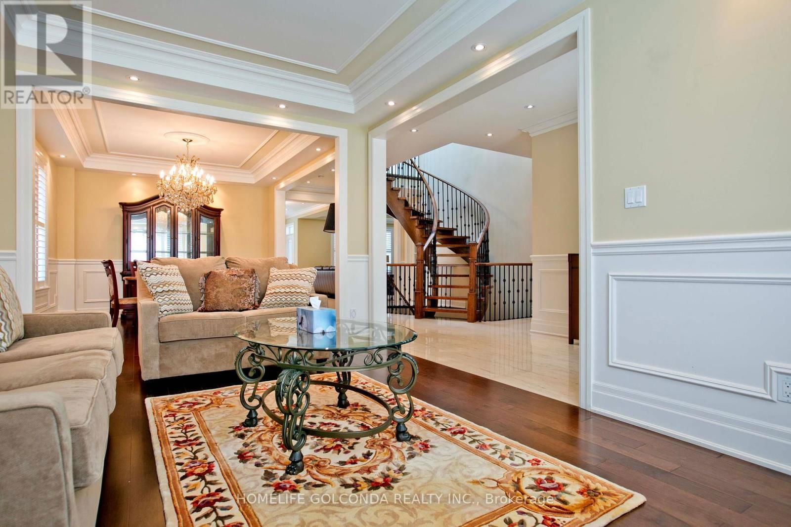 394 CONNAUGHT AVENUE Image 7