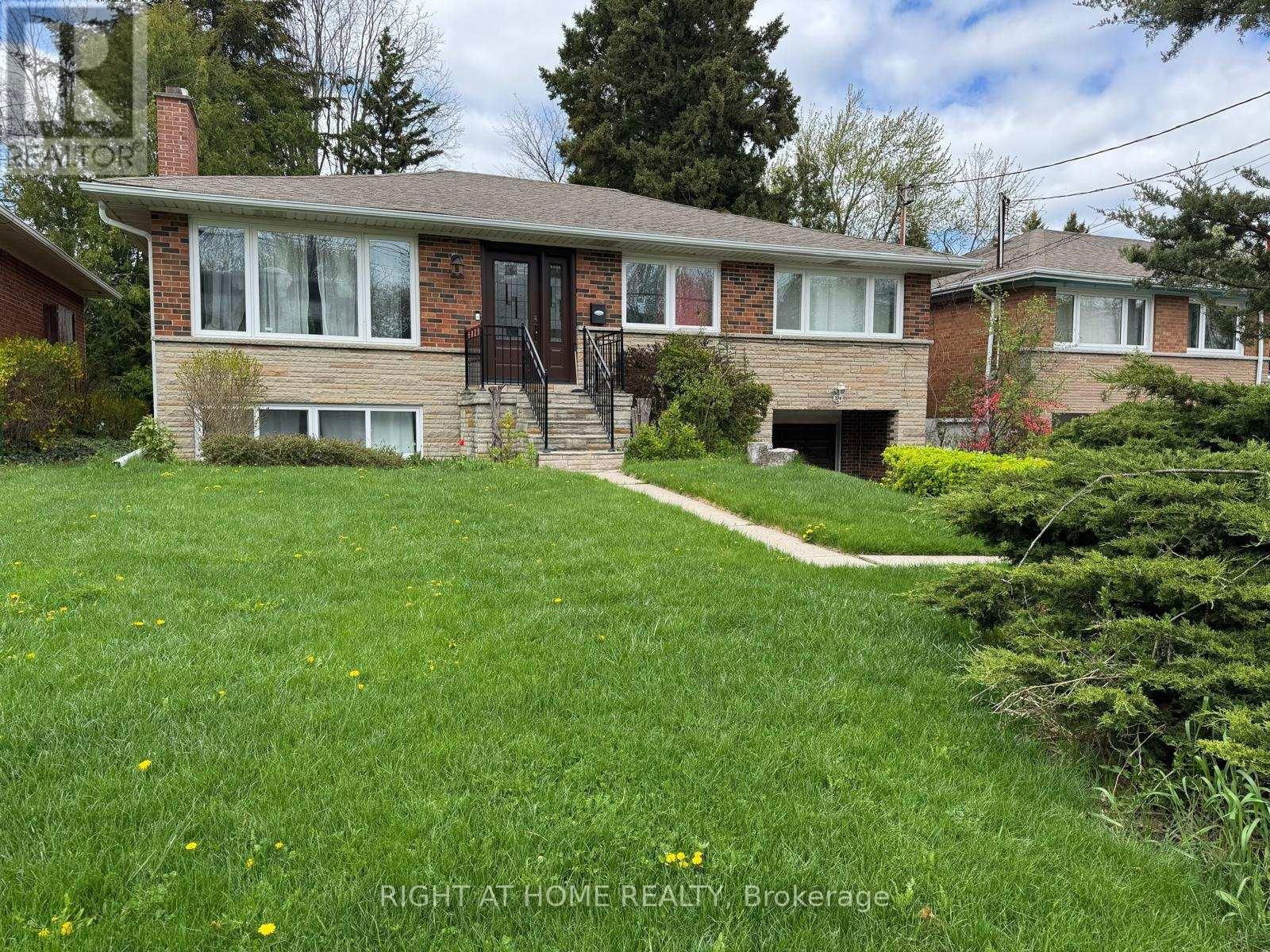 324 BURNETT AVENUE Image 2