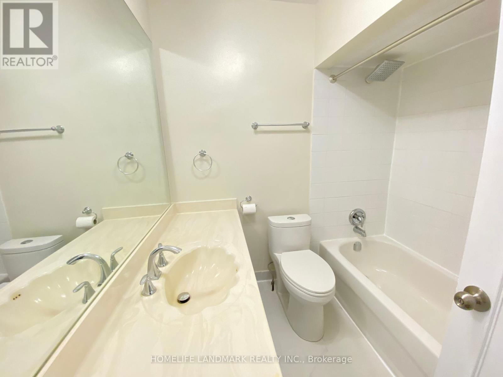 2 - 240 WILMINGTON AVENUE Image 14