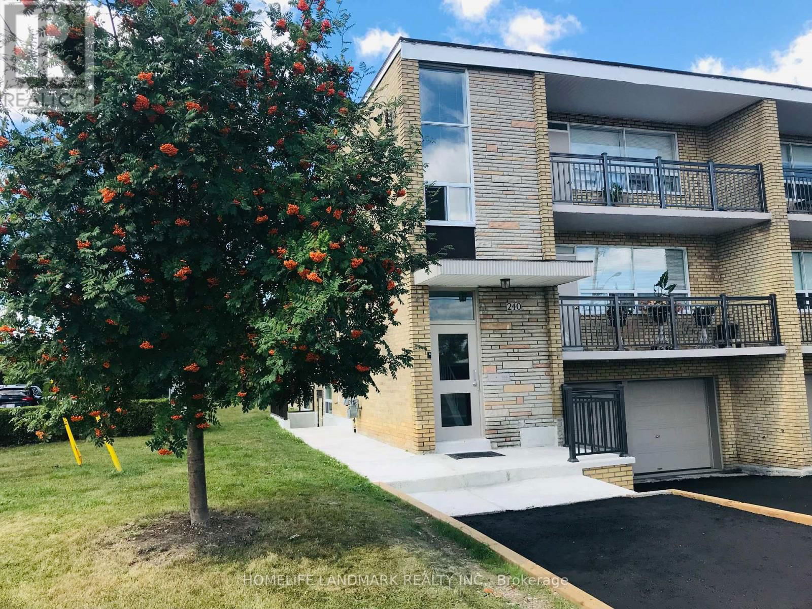 2 - 240 WILMINGTON AVENUE Image 2