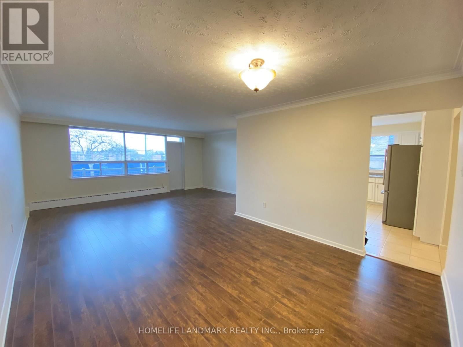 2 - 240 WILMINGTON AVENUE Image 8