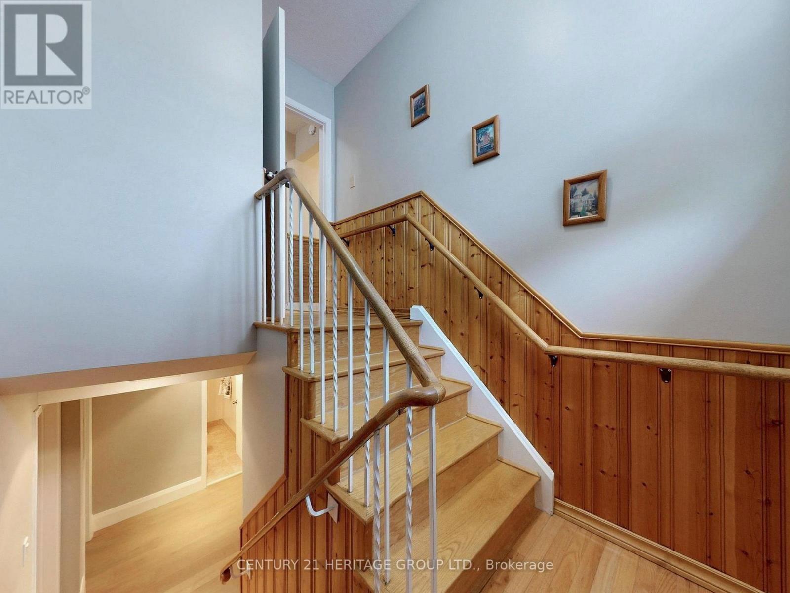 45 REIBER CRESCENT Image 17