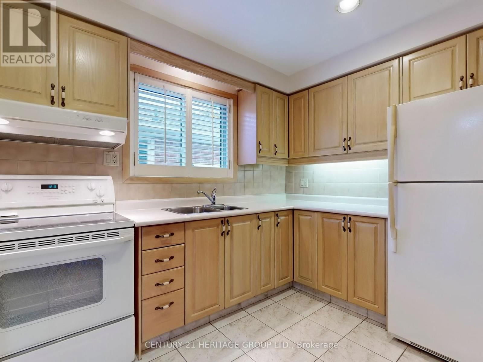 45 REIBER CRESCENT Image 7