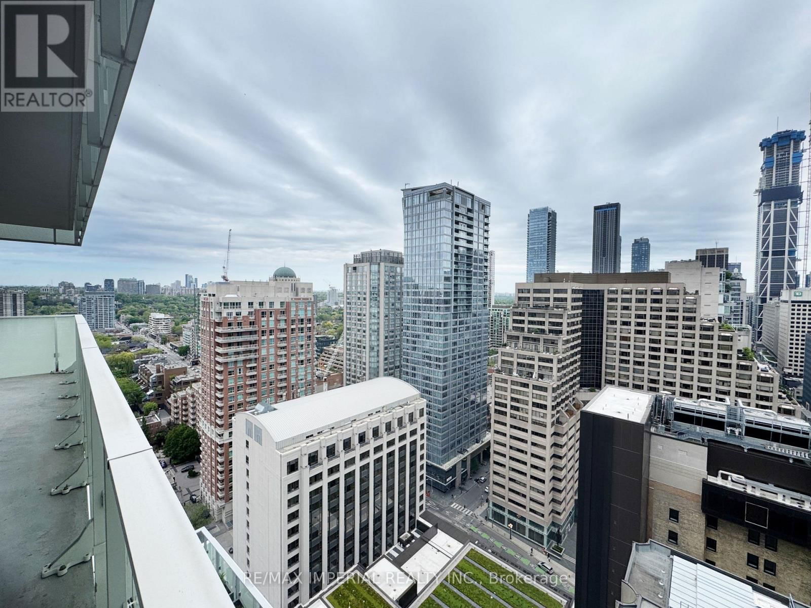 2604 - 200 BLOOR STREET WEST Image 31