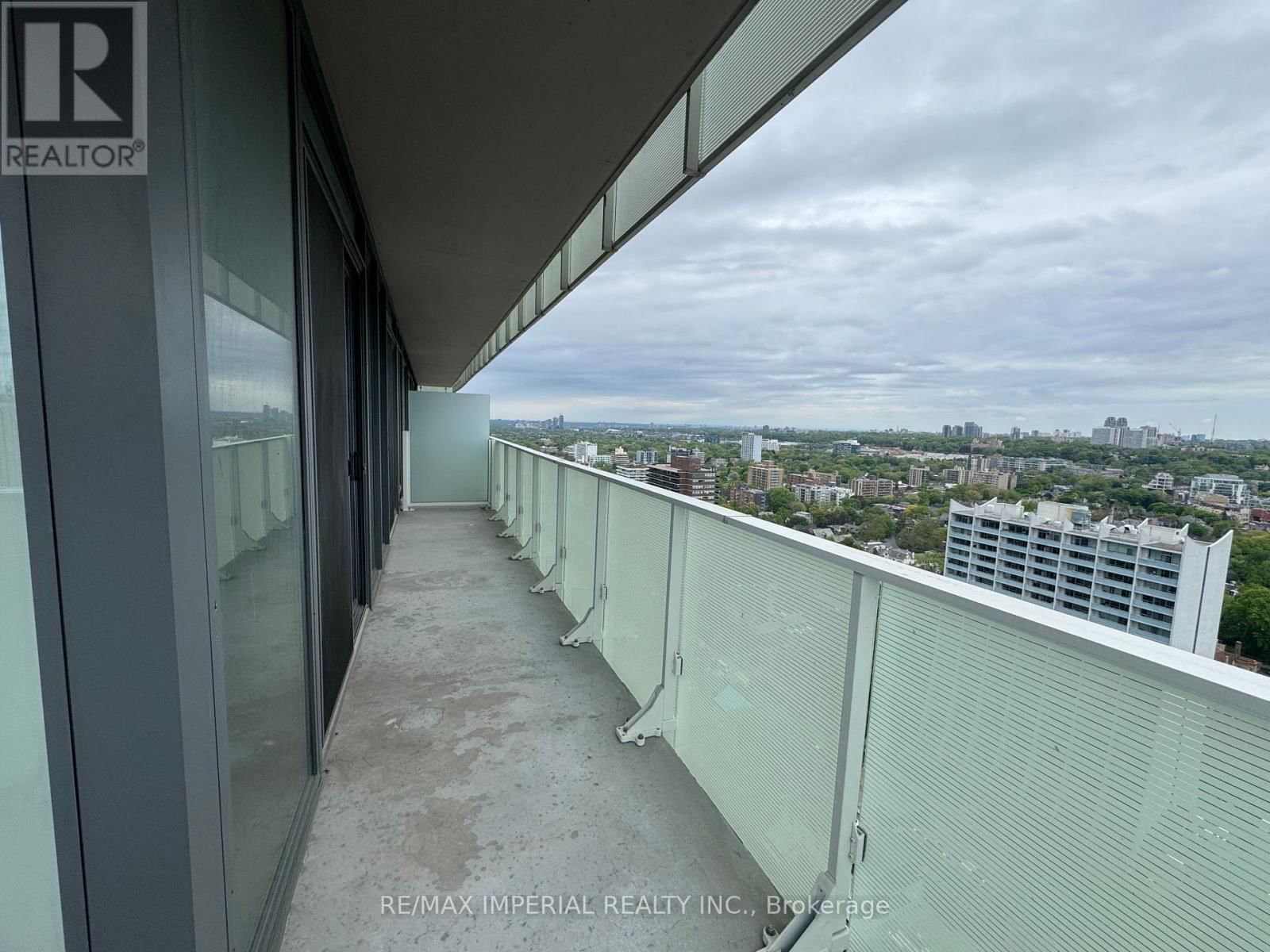 2604 - 200 BLOOR STREET WEST Image 33