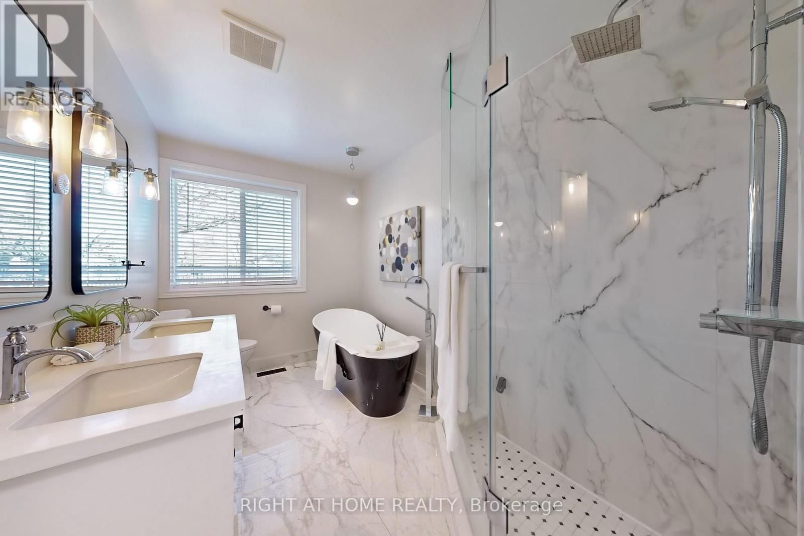 34 GODDARD STREET Image 24