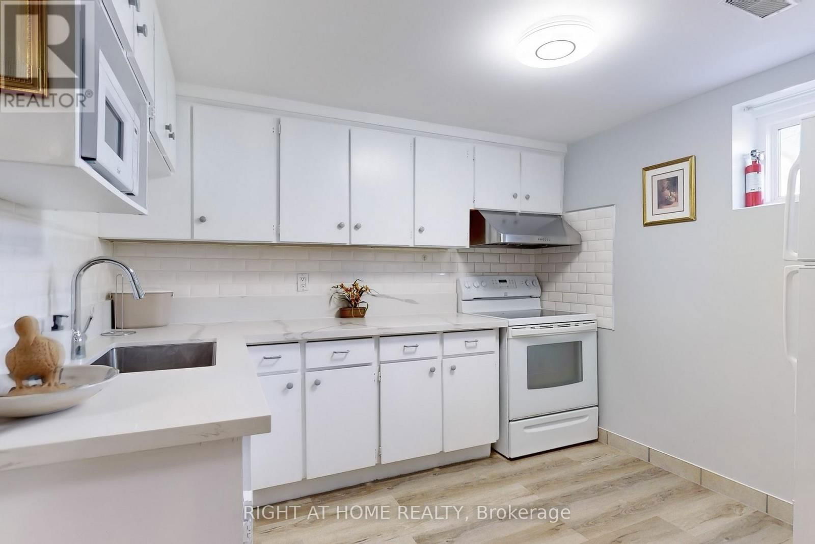 34 GODDARD STREET Image 36