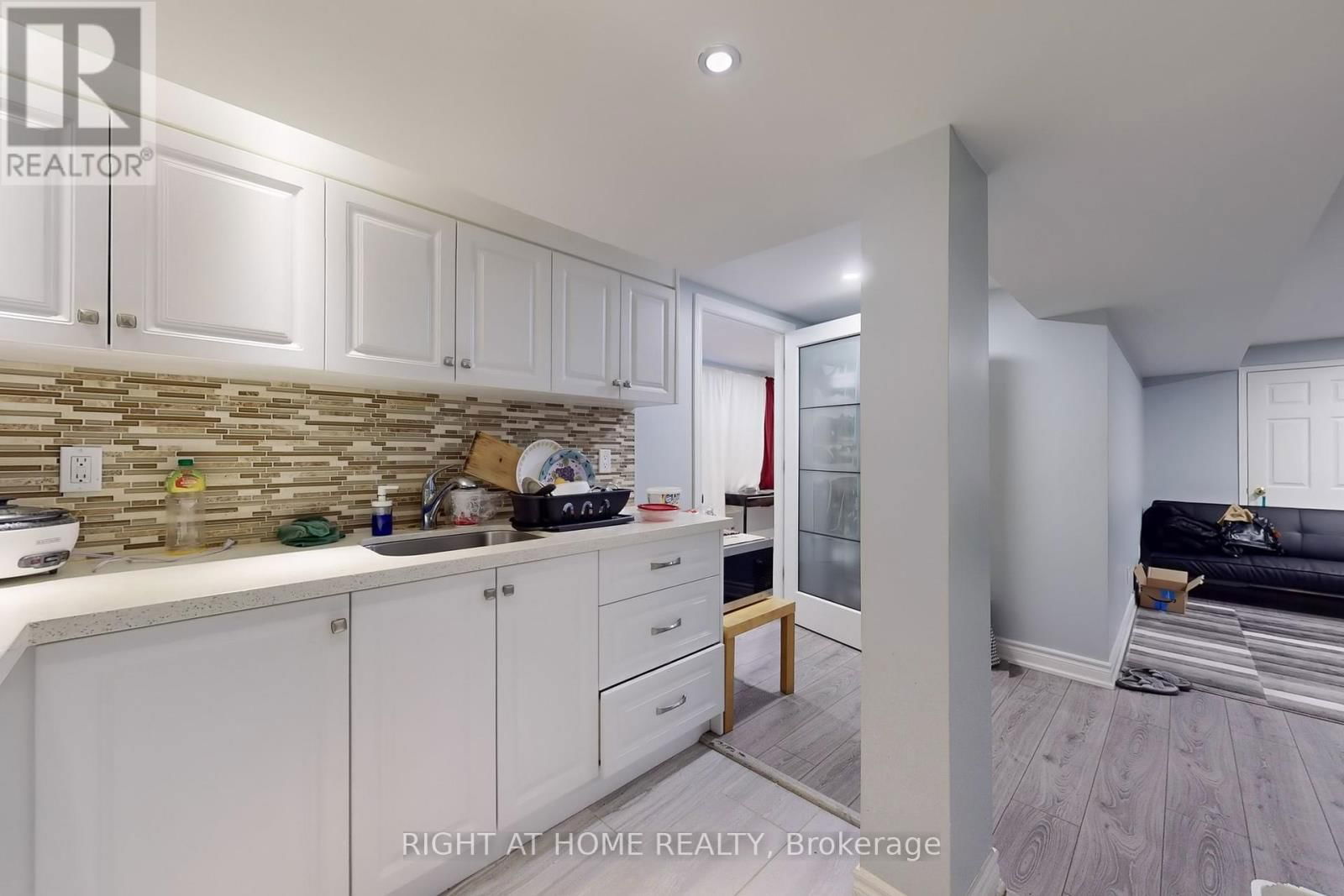 34 GODDARD STREET Image 41