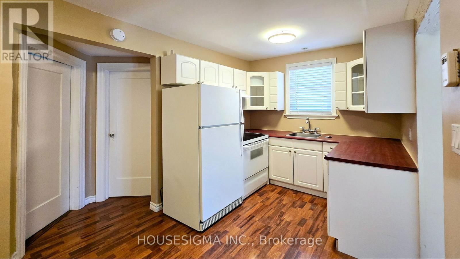 212 WINNETT AVENUE Image 5