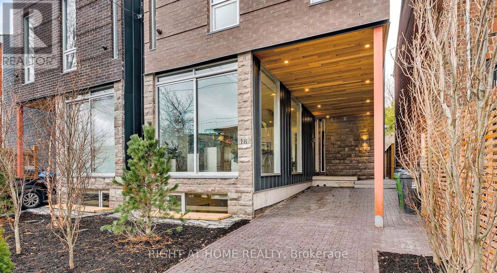 18 MITCHELL AVENUE Image 1