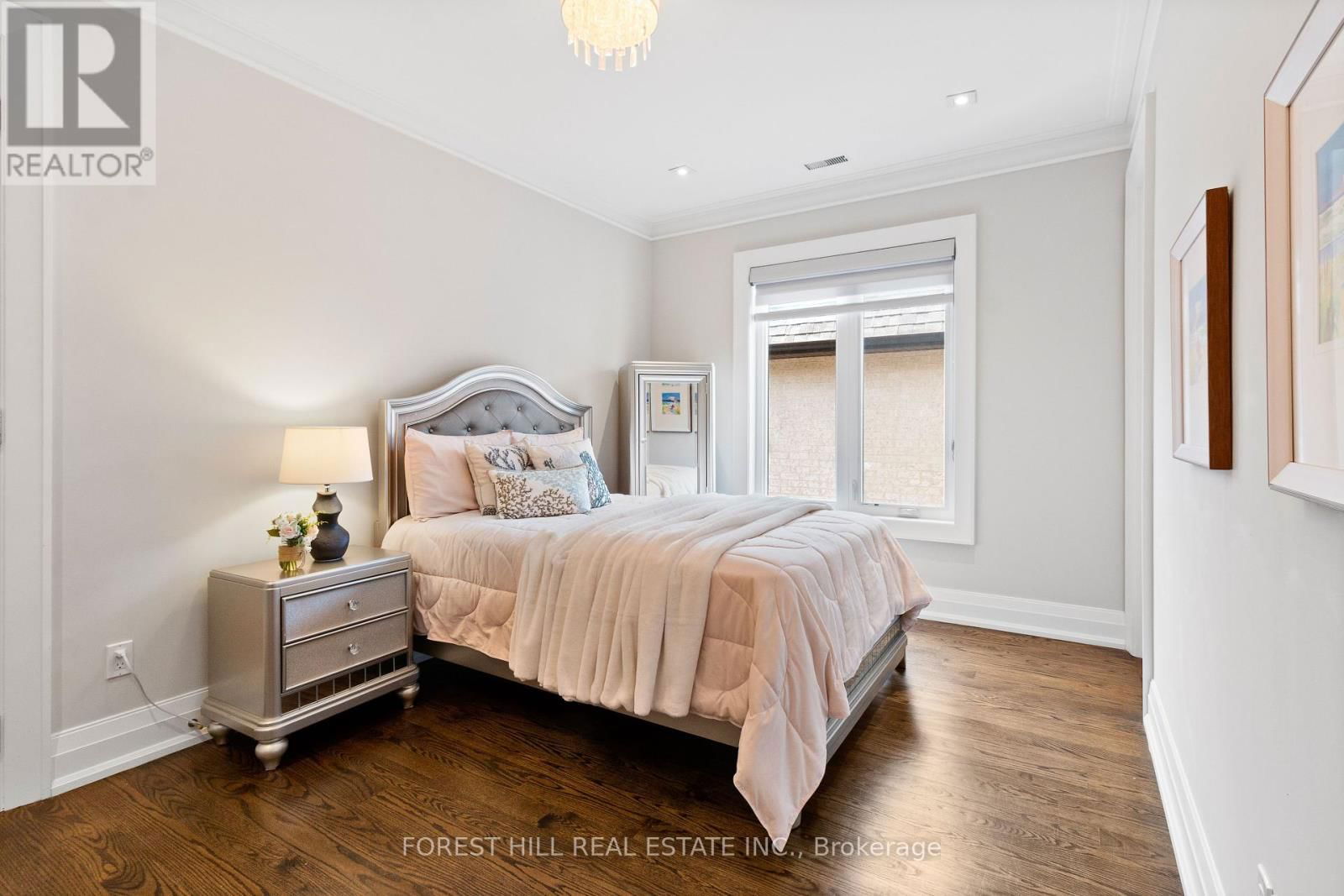 57 WEDGEWOOD DRIVE Image 32