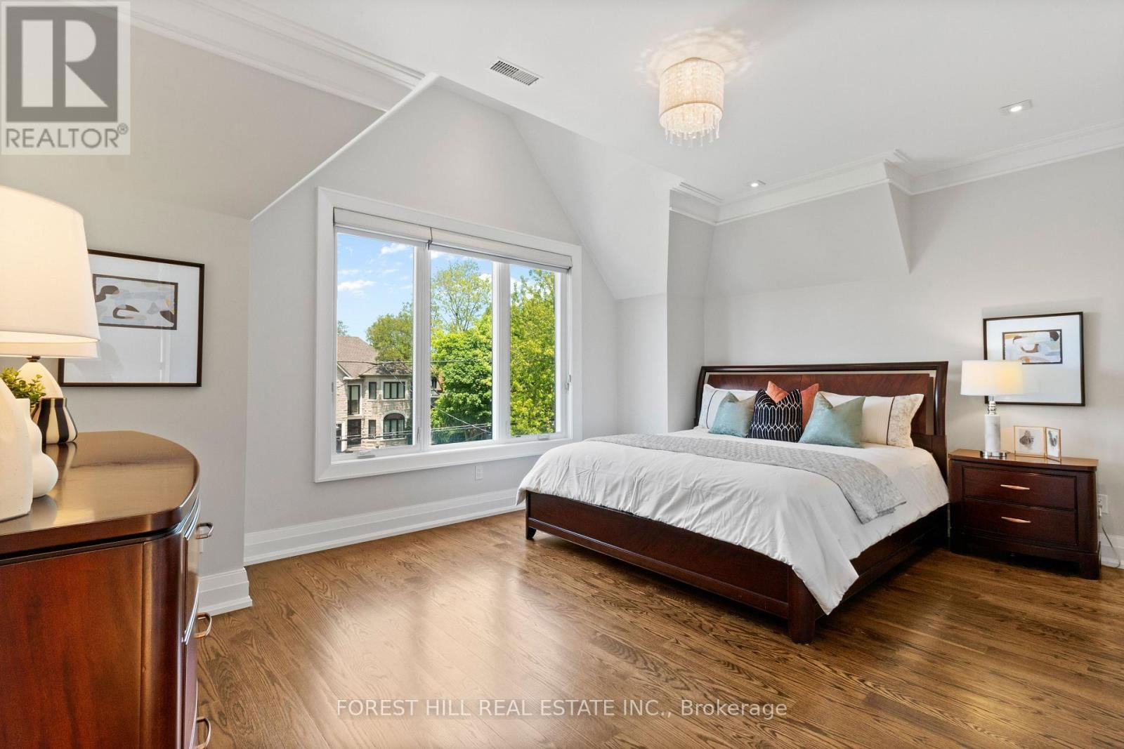 57 WEDGEWOOD DRIVE Image 36