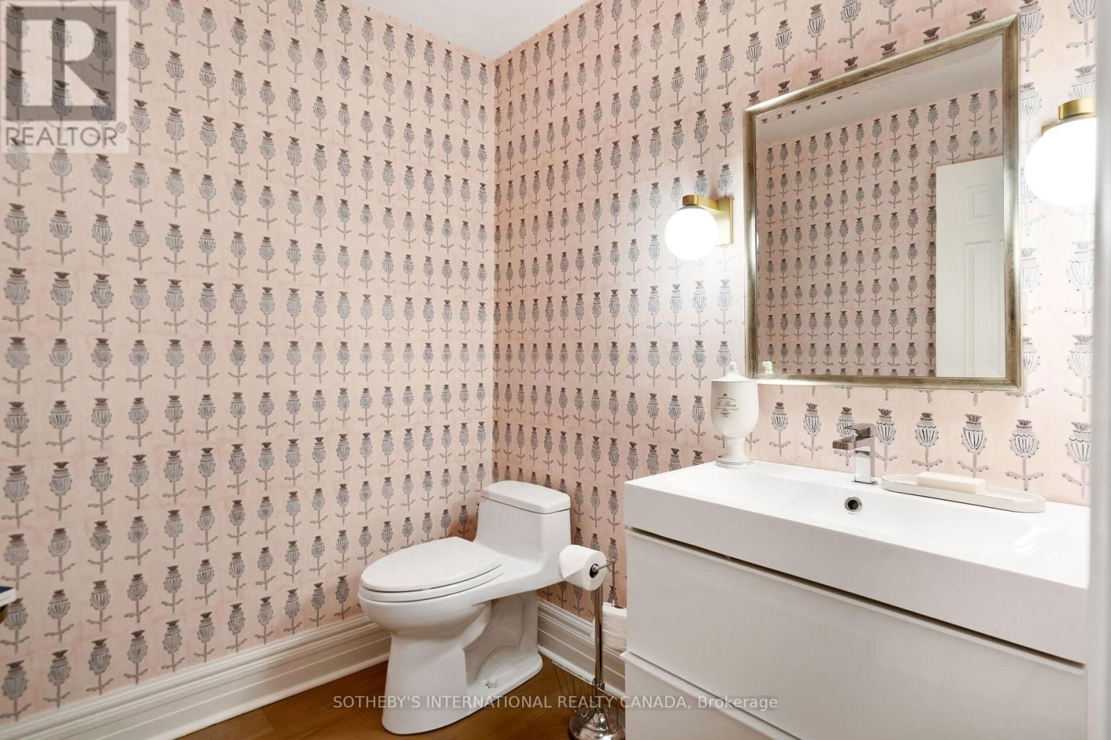57 WOODLAWN AVENUE WEST Image 26
