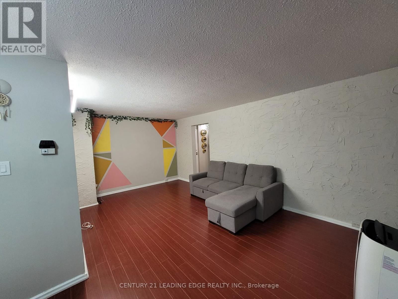 2201 - 10 SUNNY GLENWAY Image 12
