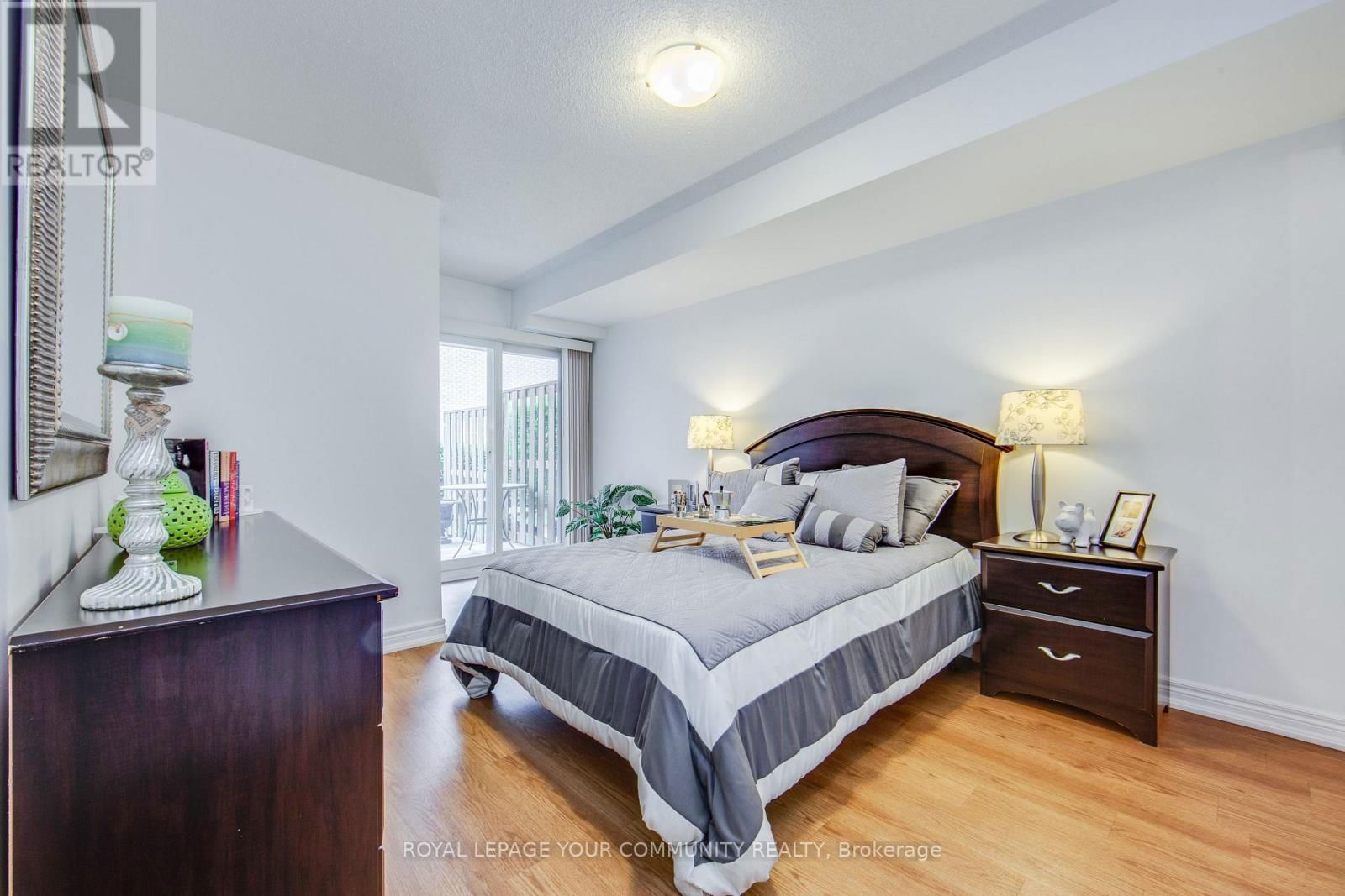 101 - 130 VANDERHOOF AVENUE Image 8