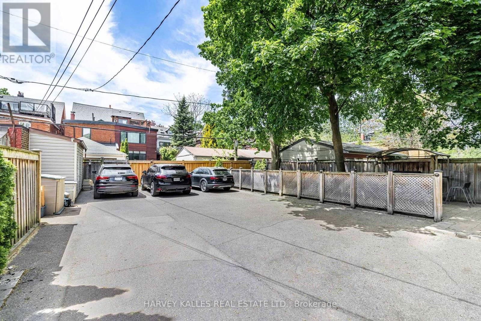 386 PALMERSTON BOULEVARD Image 39