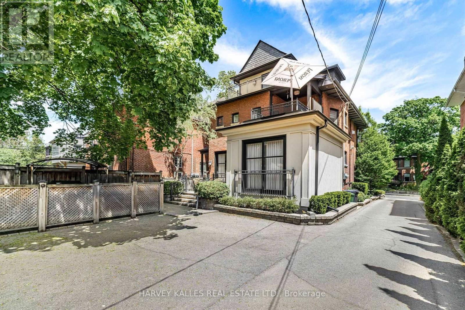 386 PALMERSTON BOULEVARD Image 43