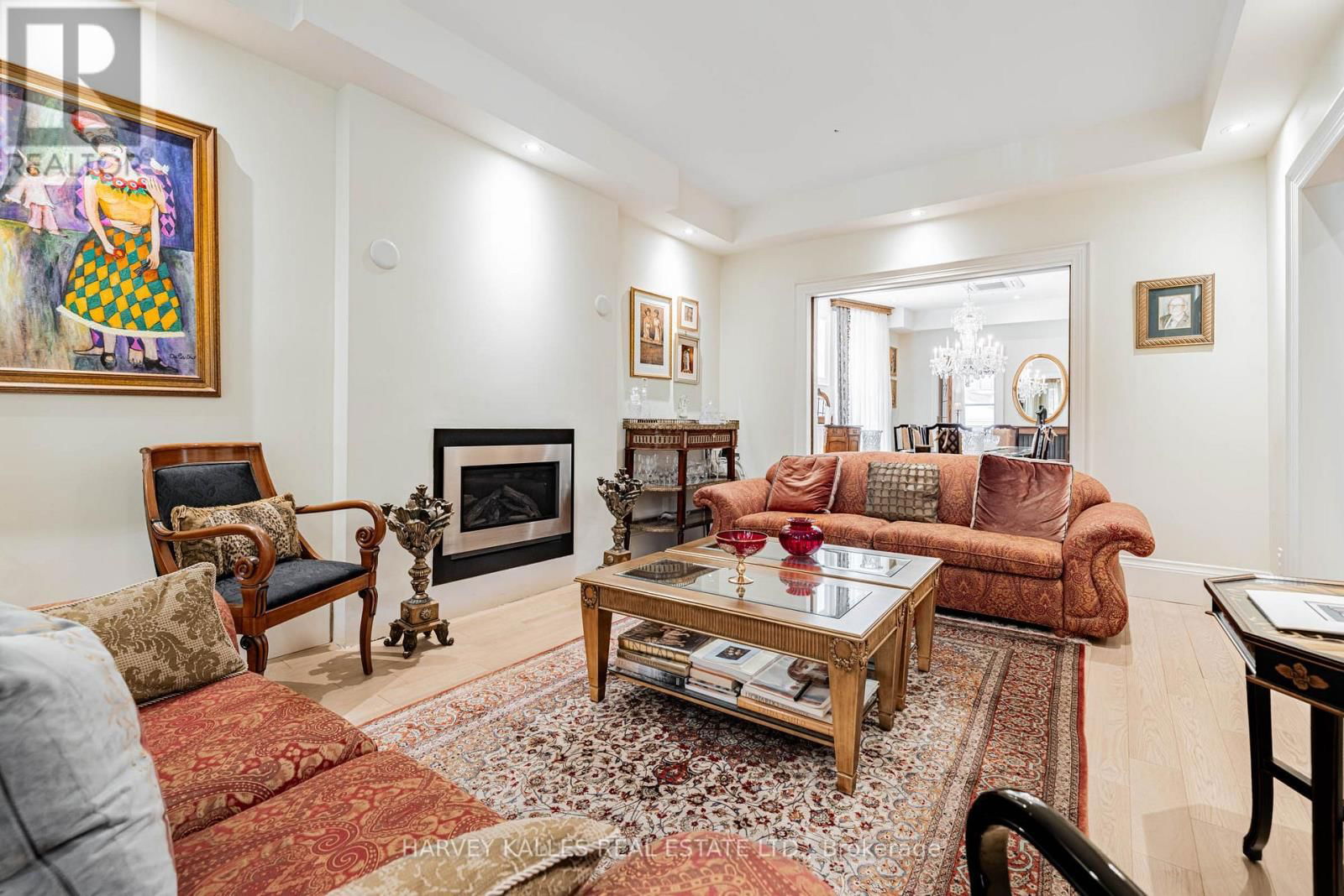 386 PALMERSTON BOULEVARD Image 6