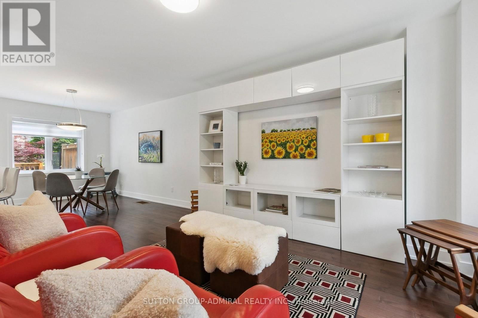 34 ELVINA GARDENS Image 14