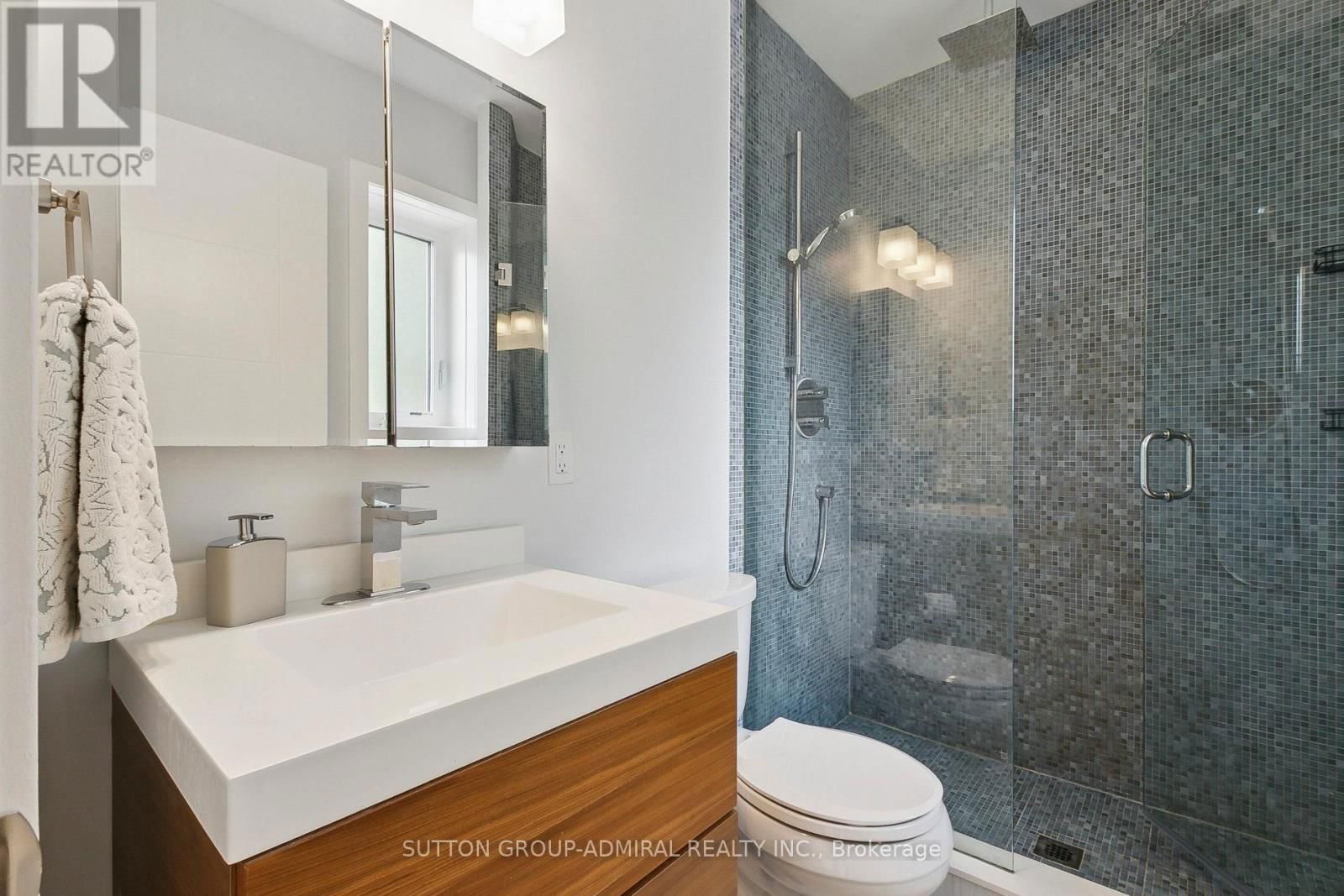 34 ELVINA GARDENS Image 37
