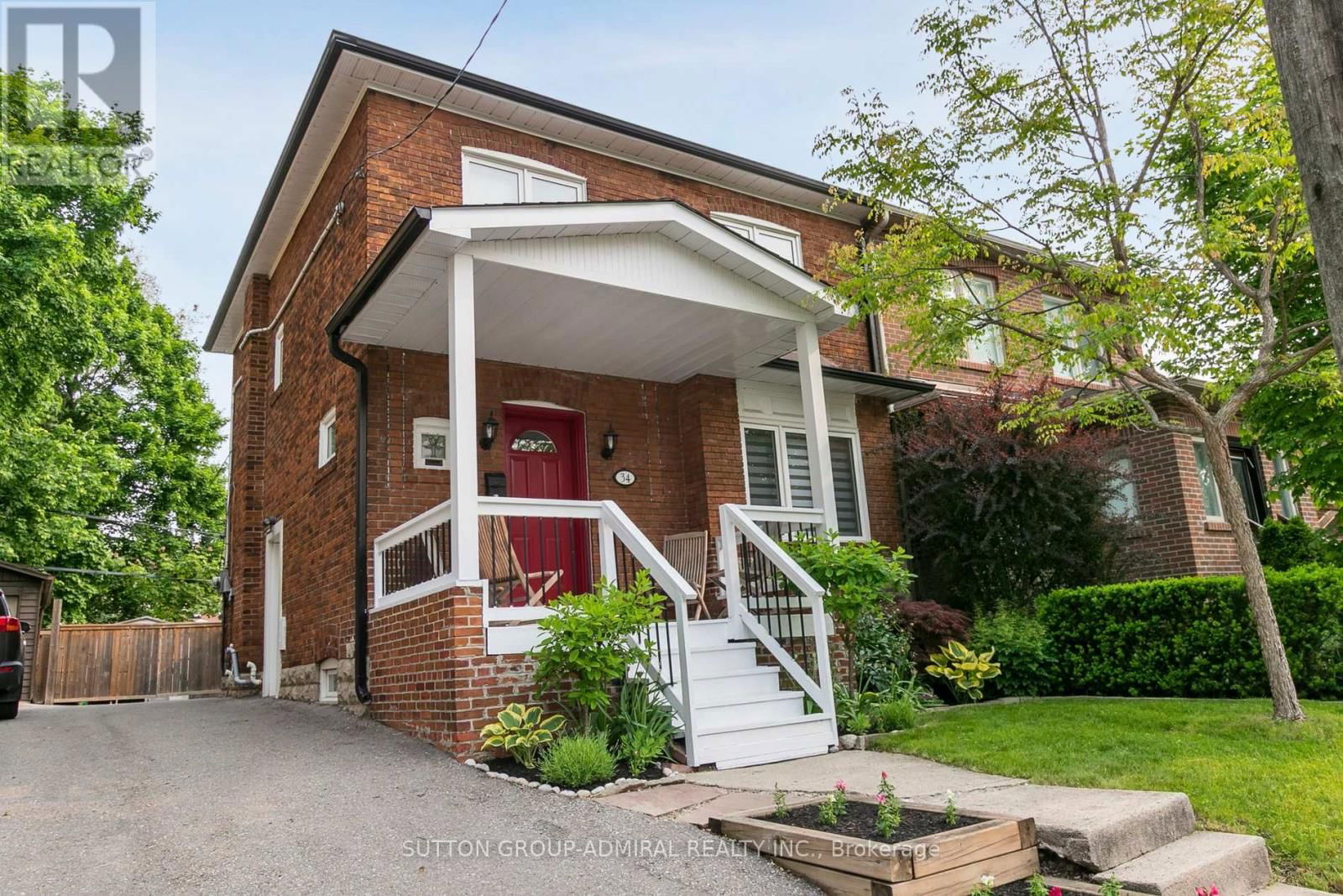 34 ELVINA GARDENS Image 4