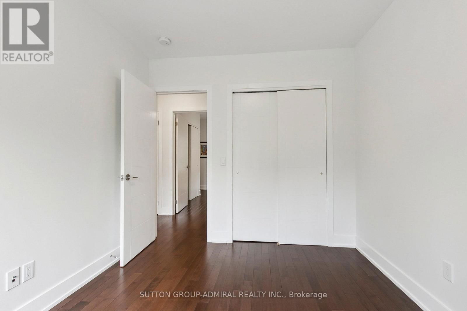 34 ELVINA GARDENS Image 41