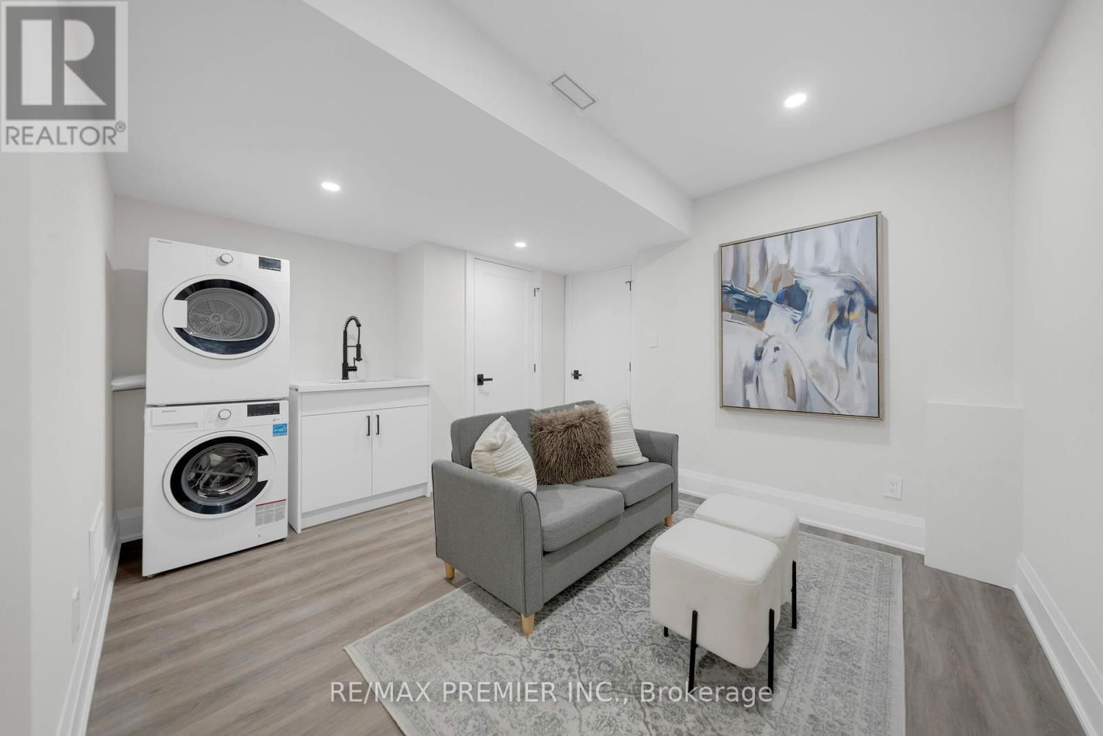 388 CRAWFORD STREET Image 34