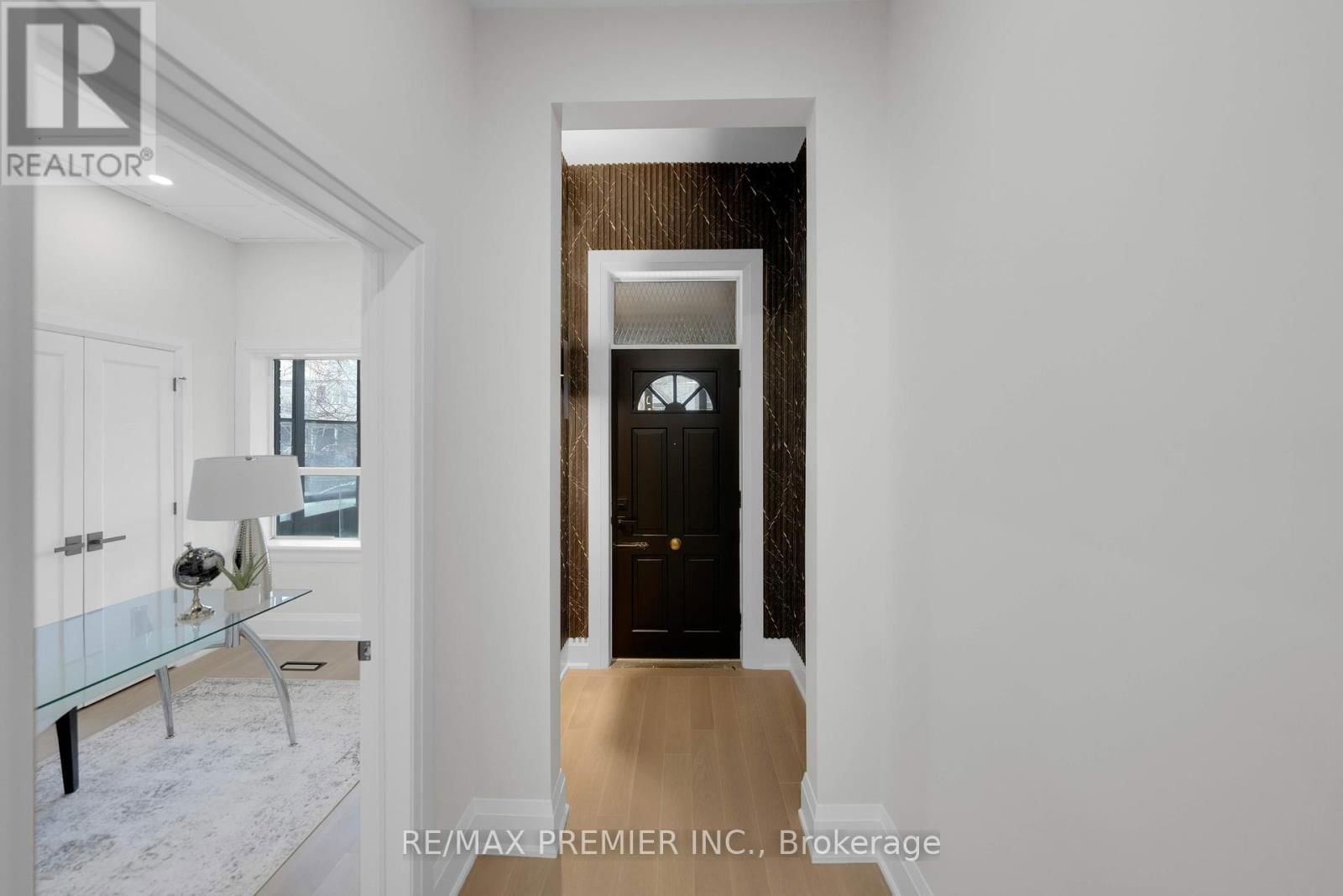 388 CRAWFORD STREET Image 4