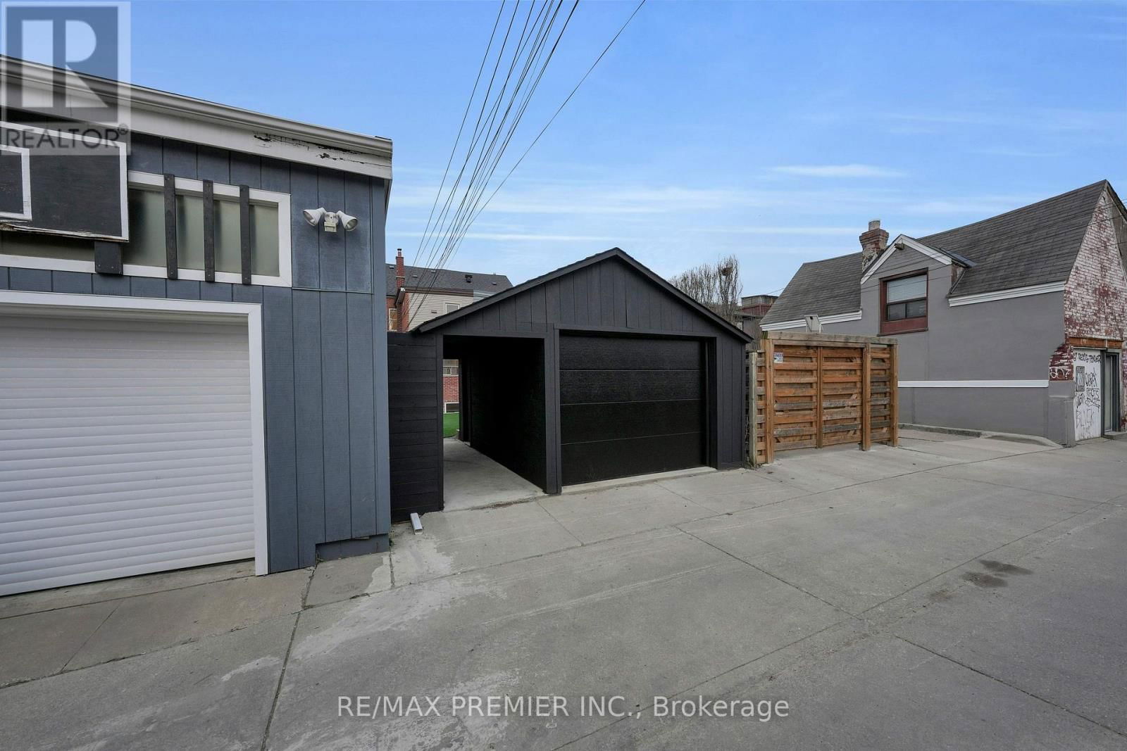 388 CRAWFORD STREET Image 44