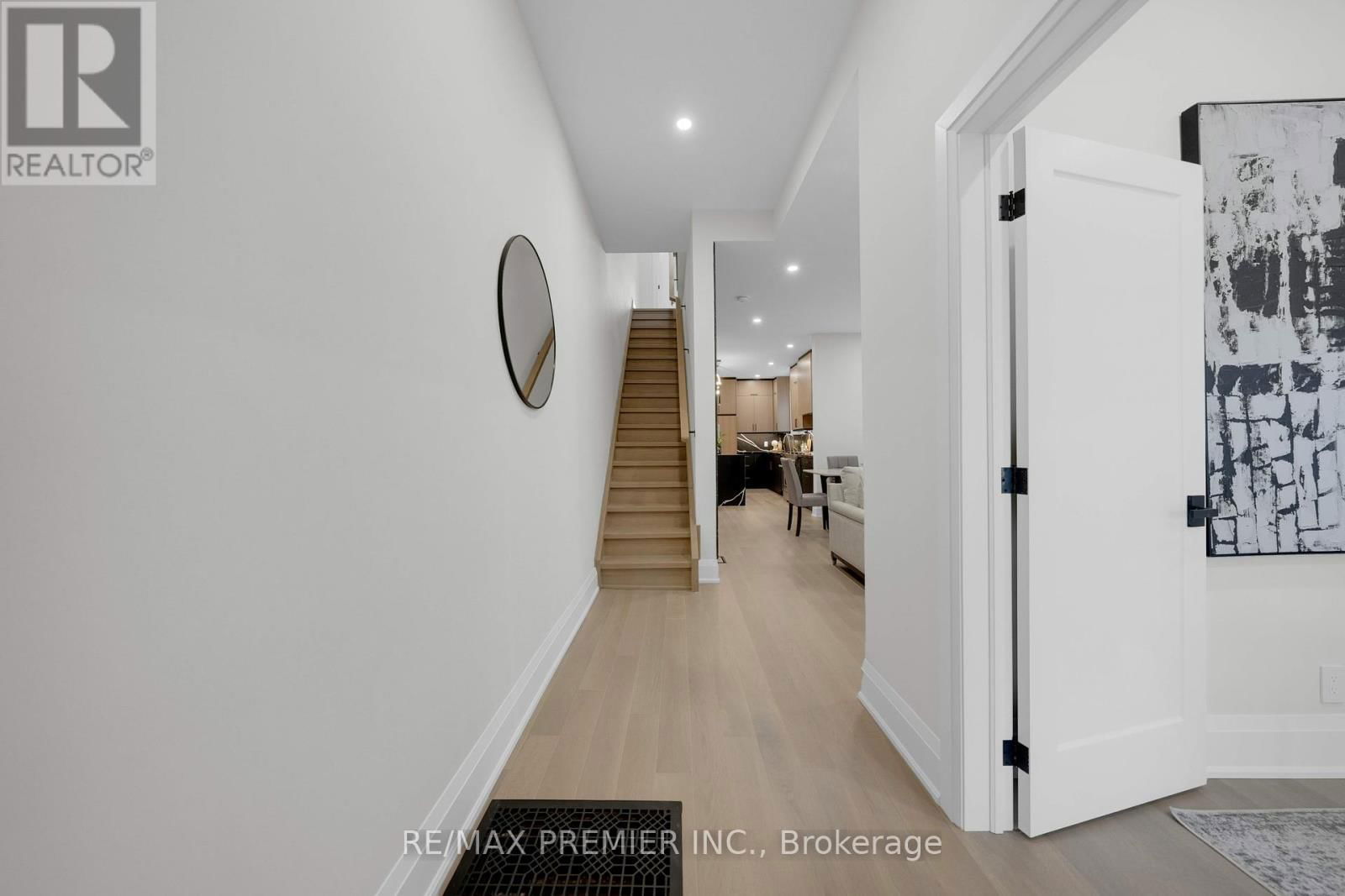 388 CRAWFORD STREET Image 5
