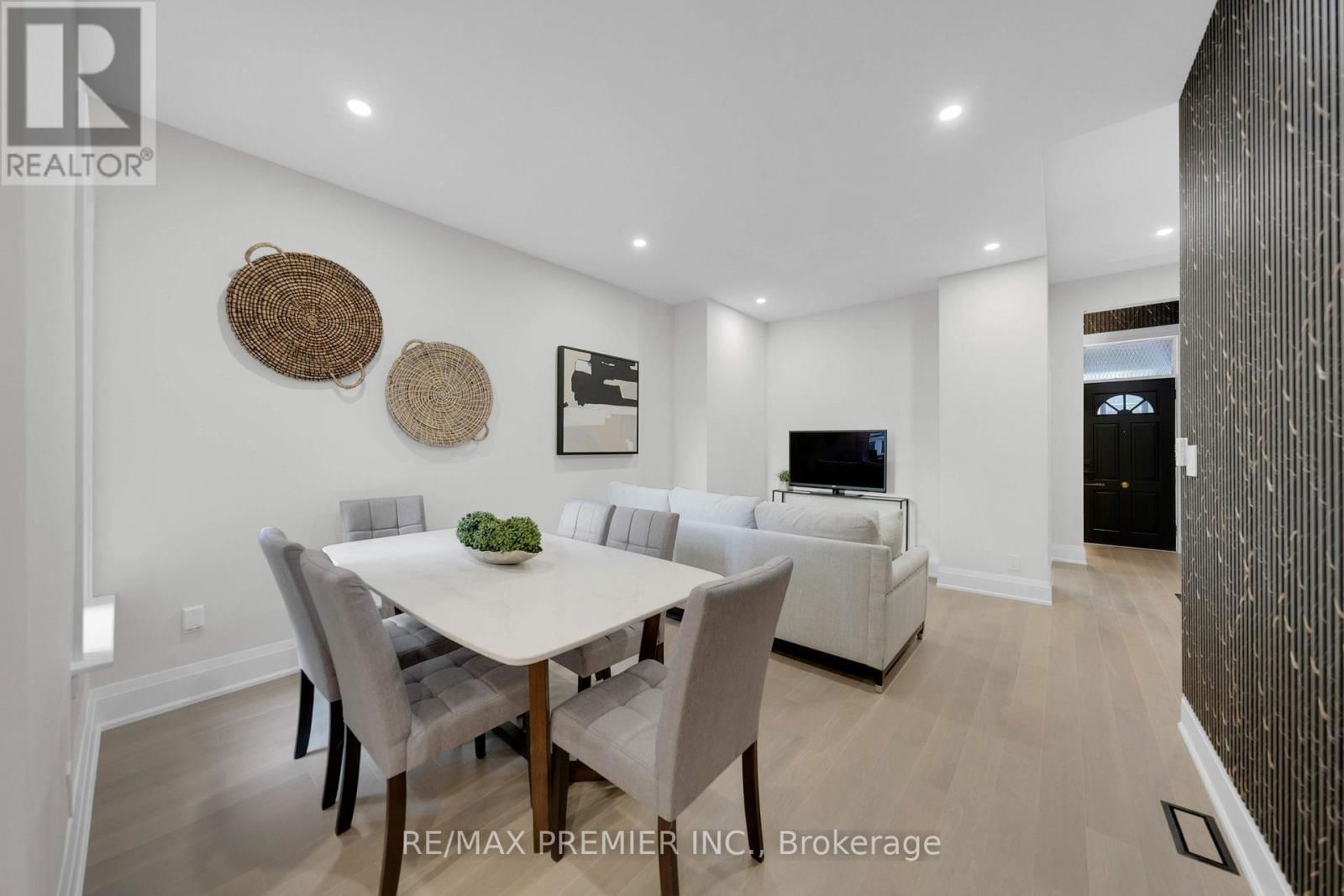 388 CRAWFORD STREET Image 9