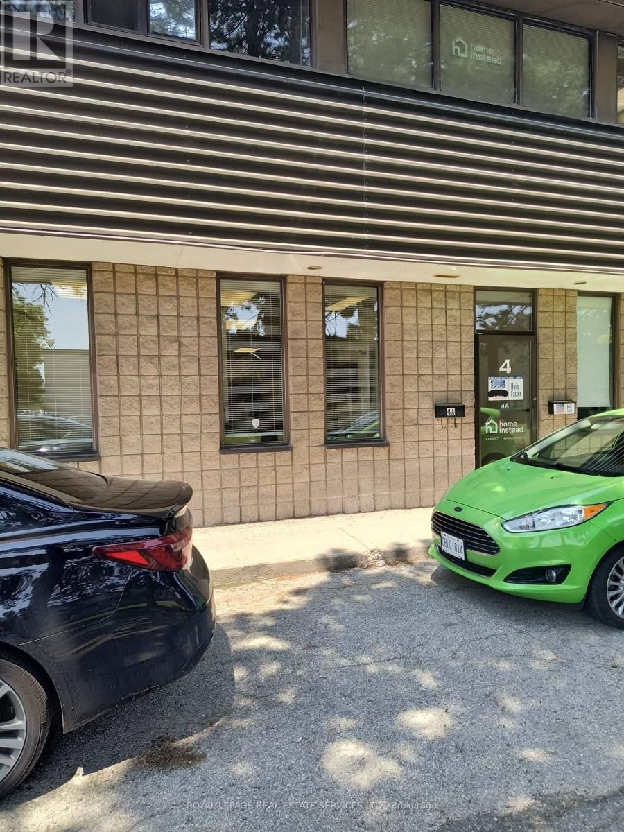 4 - 12 UPJOHN ROAD Image 1