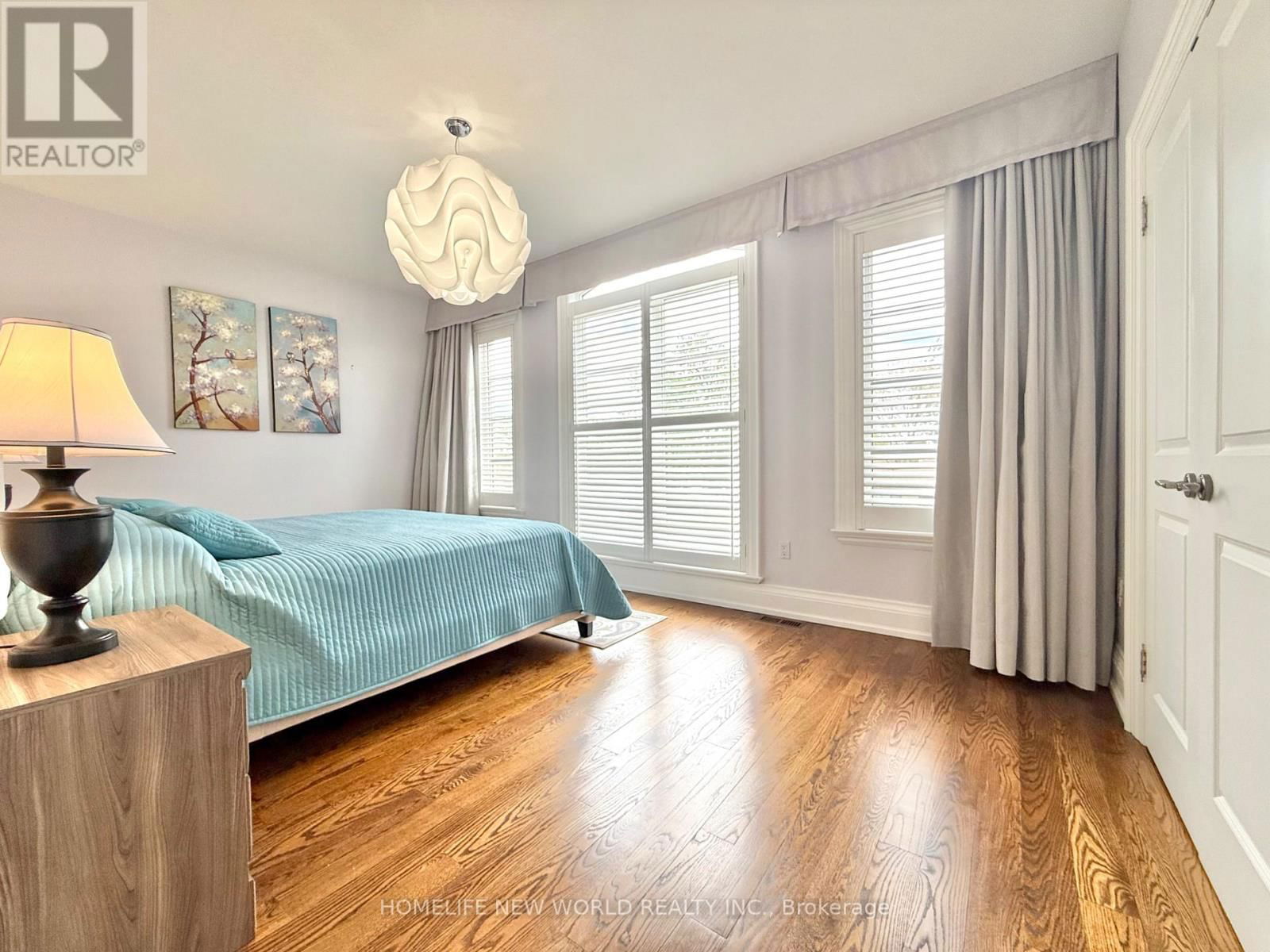 129 YORK DOWNS DRIVE Image 33