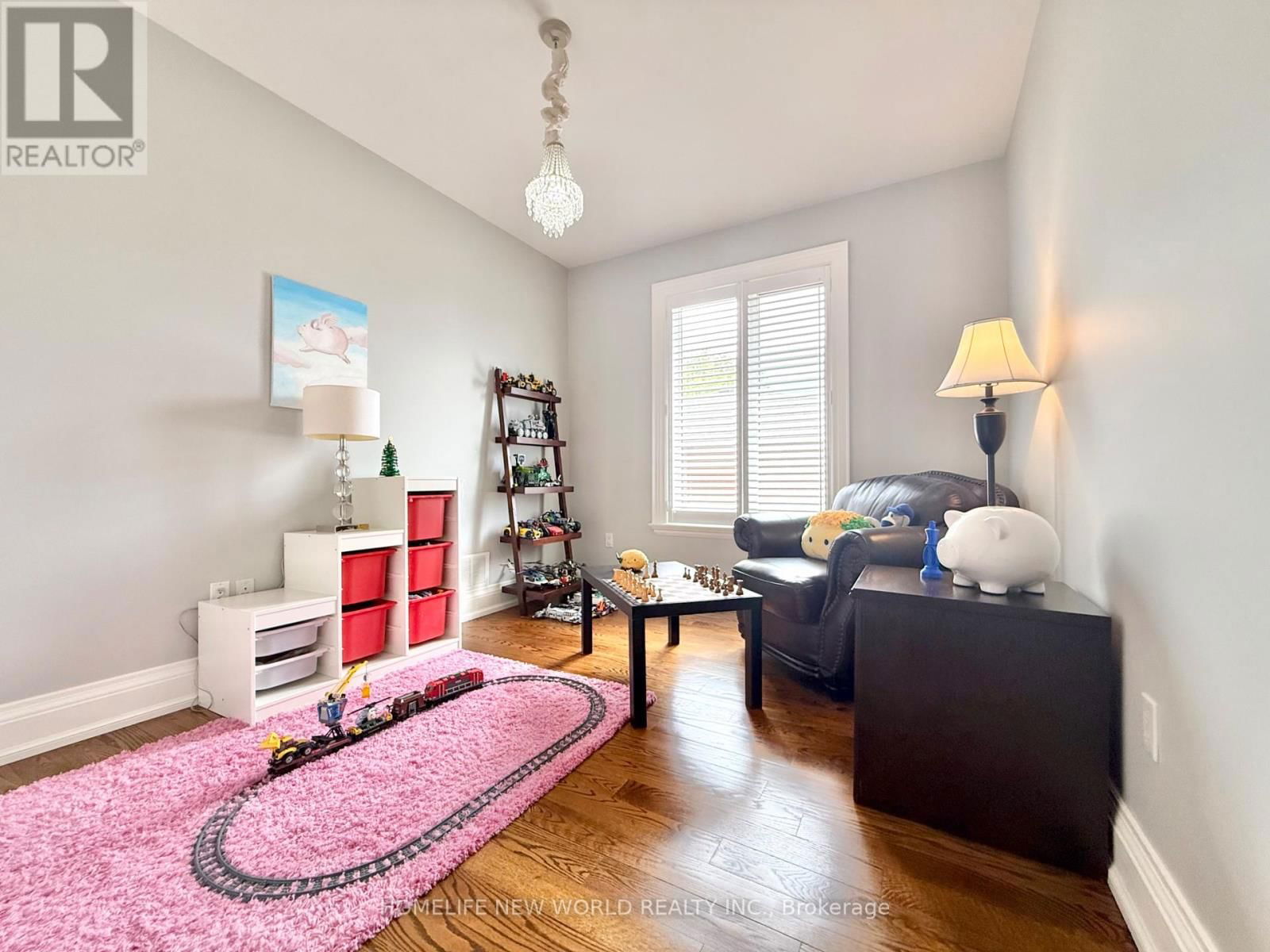 129 YORK DOWNS DRIVE Image 35