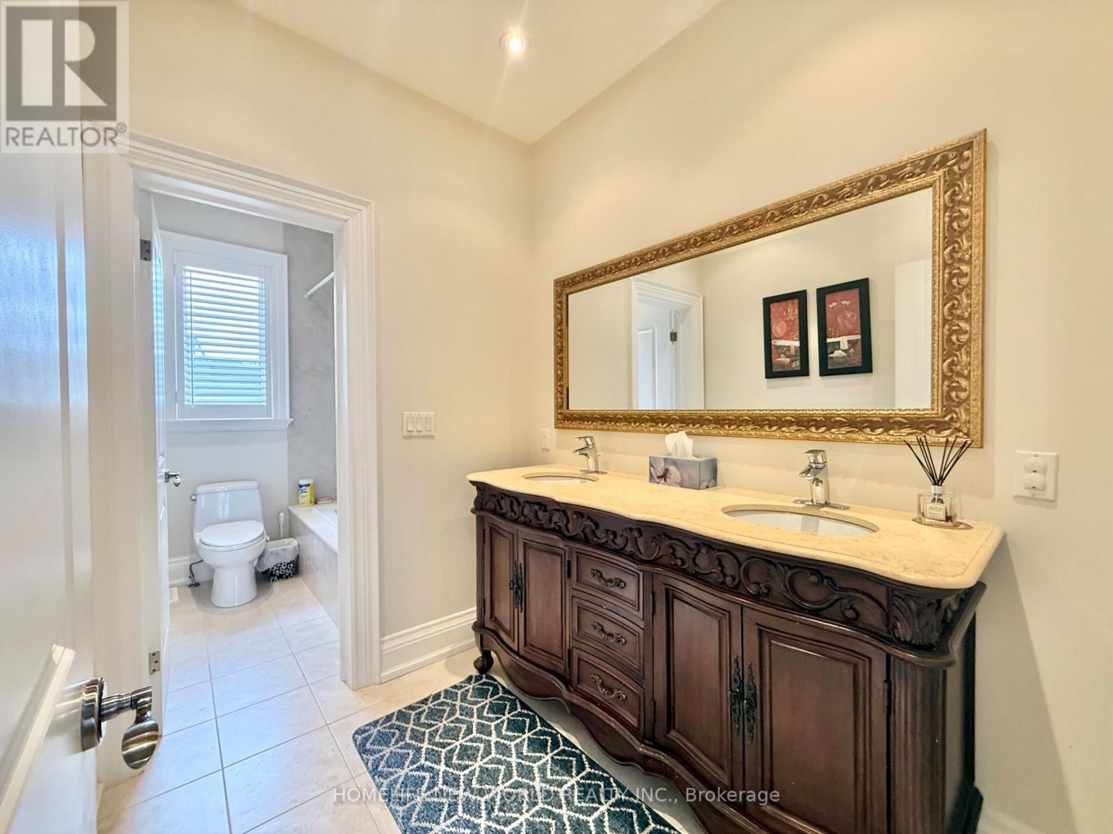 129 YORK DOWNS DRIVE Image 36