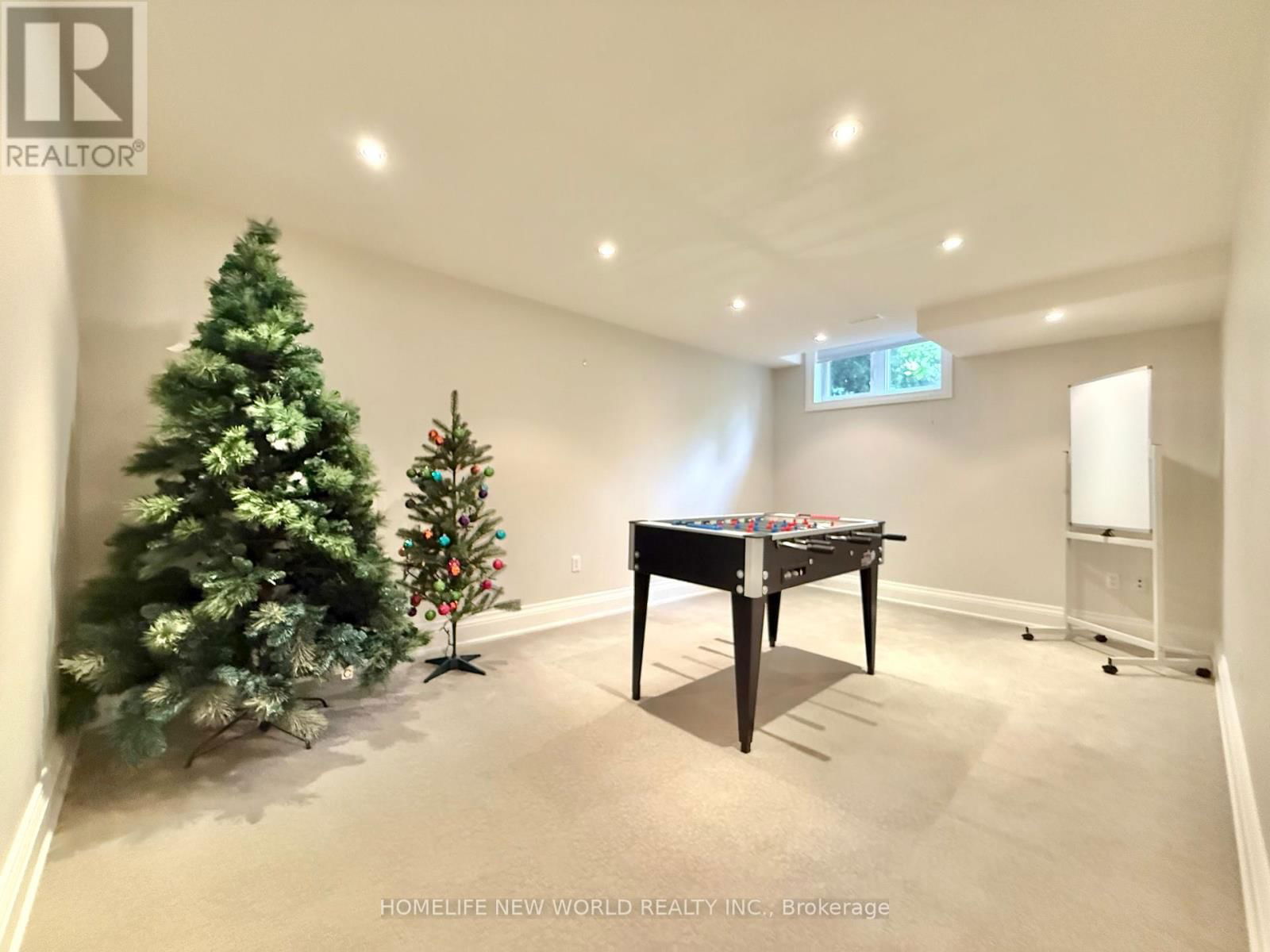 129 YORK DOWNS DRIVE Image 40